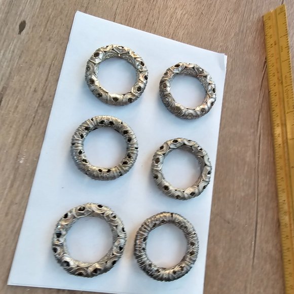 Silvertone loop napkin holders set of 6 - Picture 2 of 4